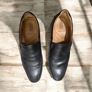 Johnston & Murphy Black Leather Slip-On Loafers